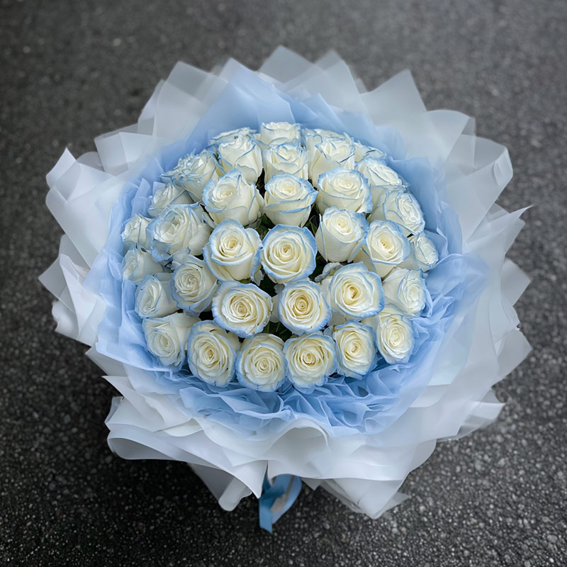 Are MacPherson Valentine's Day pink carnations expensive?